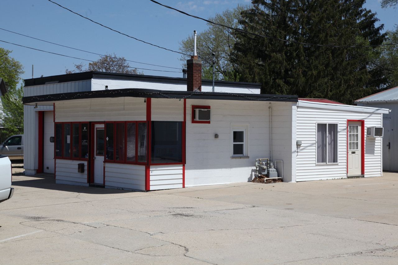 2 Lord St, Edgerton, WI for sale Primary Photo- Image 1 of 1