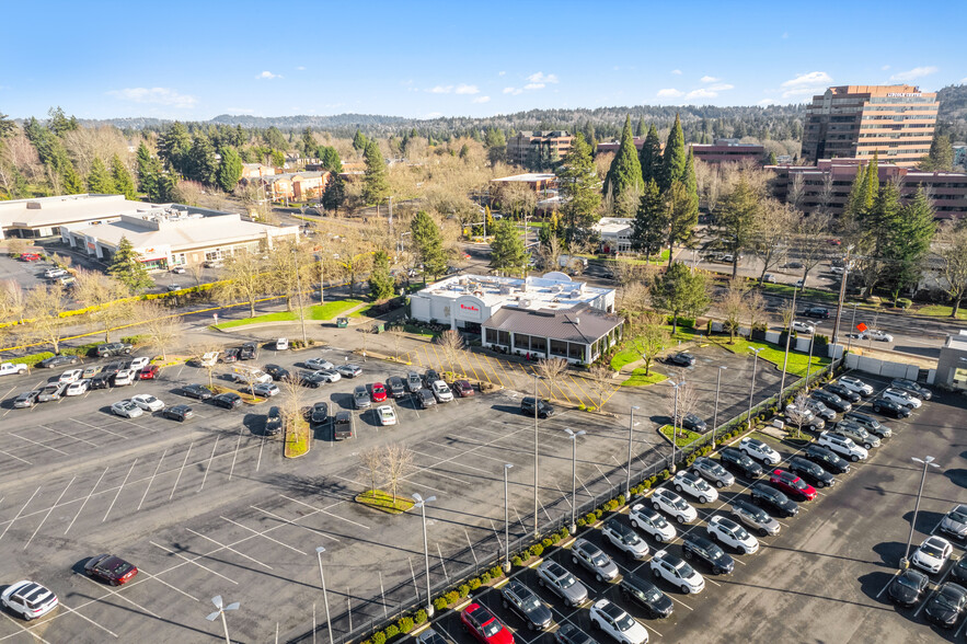 10205 SW Washington Square Rd, Portland, OR for sale - Building Photo - Image 3 of 14