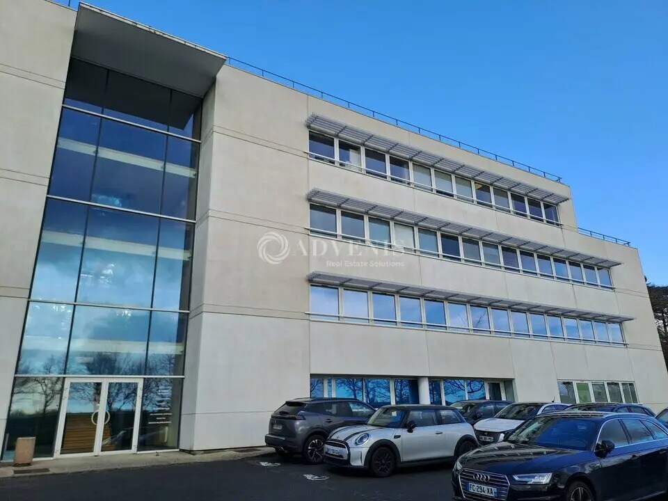 Office in Carquefou for lease Building Photo- Image 1 of 7