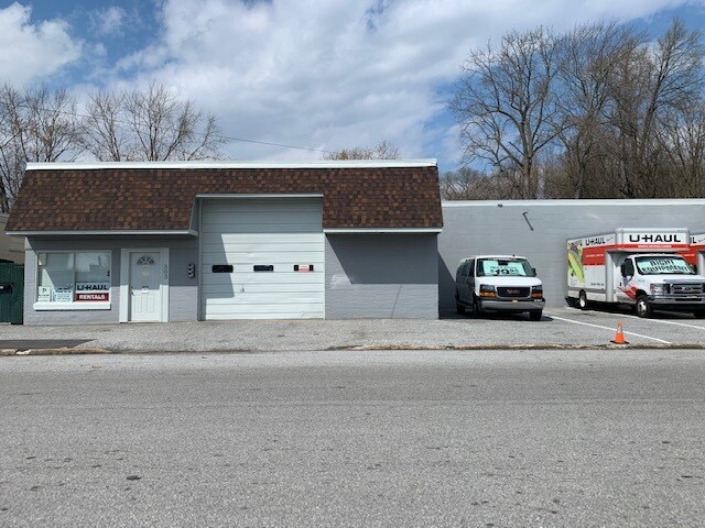 303-305 E Ayre St, Newport, DE for sale Primary Photo- Image 1 of 1