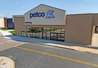 More details for 2390 E Mason St, Green Bay, WI - Retail for Sale