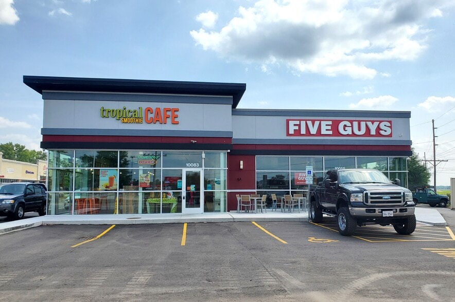 10017 N 2nd Street, Machesney Park, IL for lease - Building Photo - Image 2 of 4