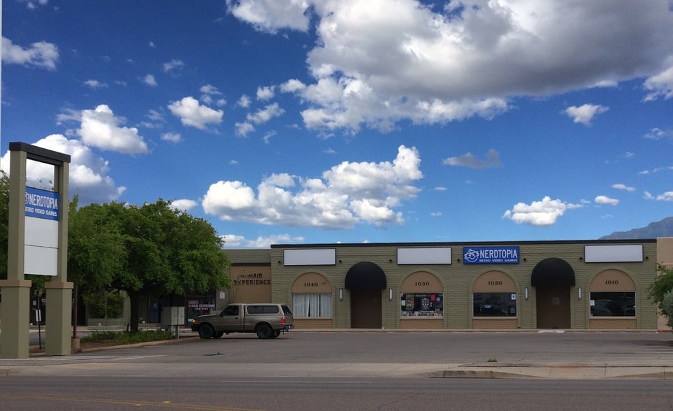 1010-1040 E Fry Blvd, Sierra Vista, AZ for lease - Building Photo - Image 1 of 3