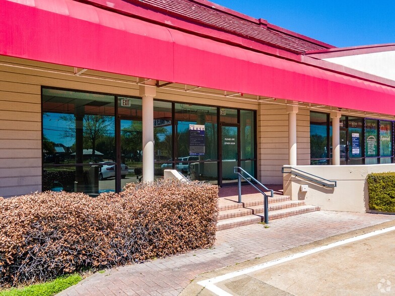 1905 W 15th St, Plano, TX for lease - Building Photo - Image 2 of 10