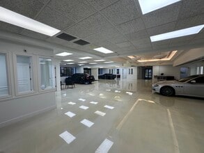 4025 Radio Rd, Naples, FL for sale Interior Photo- Image 2 of 5