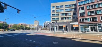 114 Channel St, San Francisco CA - Pub