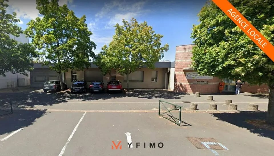 Flex in Conflans-Sainte-Honorine for sale - Building Photo - Image 1 of 7