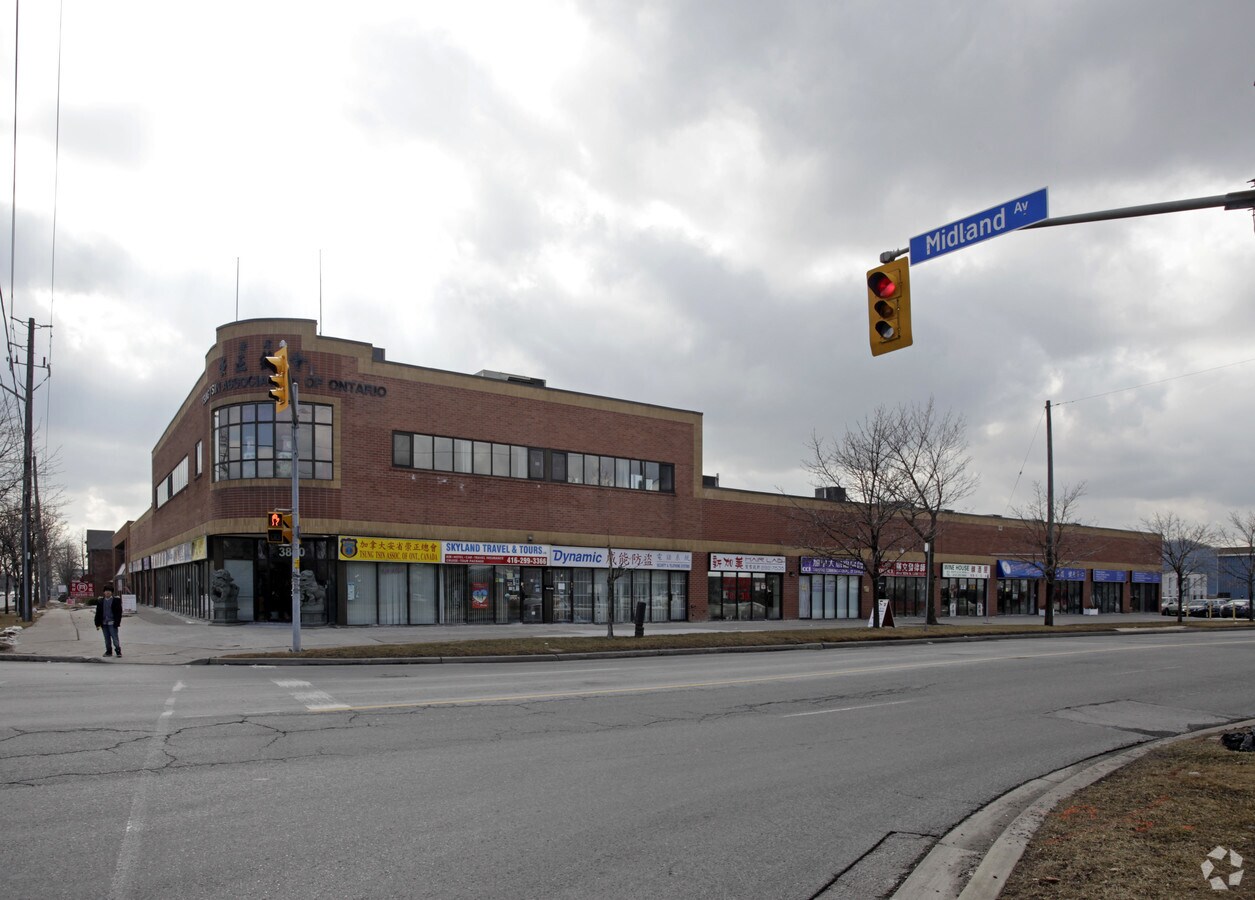 3880 Midland Ave, Toronto, ON M1V 5K4