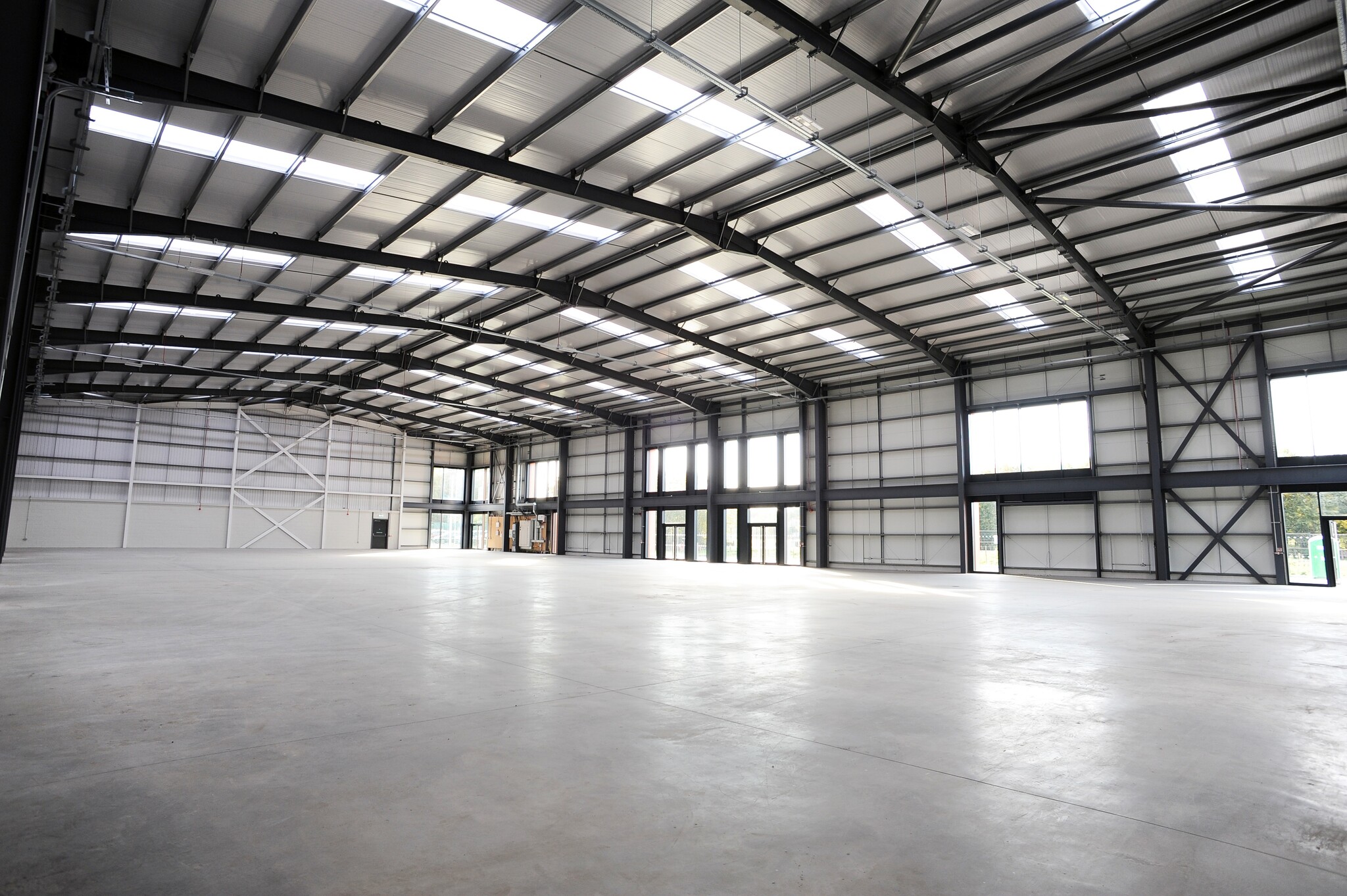 4A Riverside Way, Irvine for lease Interior Photo- Image 1 of 3