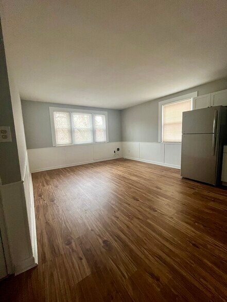 304 Glen Ave, Salisbury, MD for sale - Building Photo - Image 2 of 5