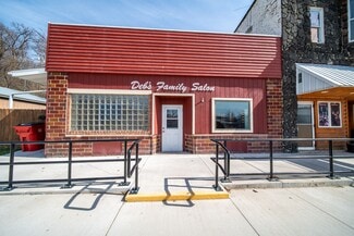 More details for 438 Highway 60, Zumbro Falls, MN - Retail for Sale