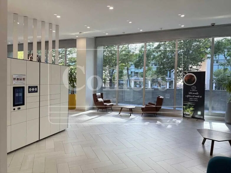 40 Boulevard De Dunkerque, Marseille for lease - Lobby - Image 2 of 4