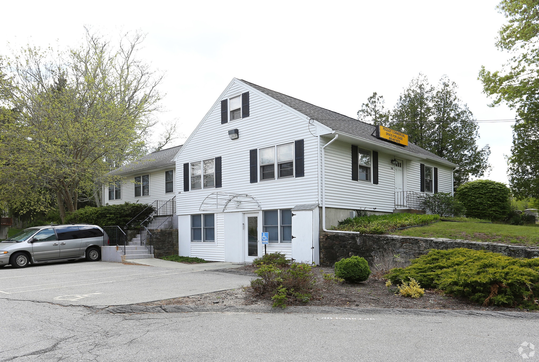 308 Salem Tpke, Norwich, CT for sale Primary Photo- Image 1 of 1