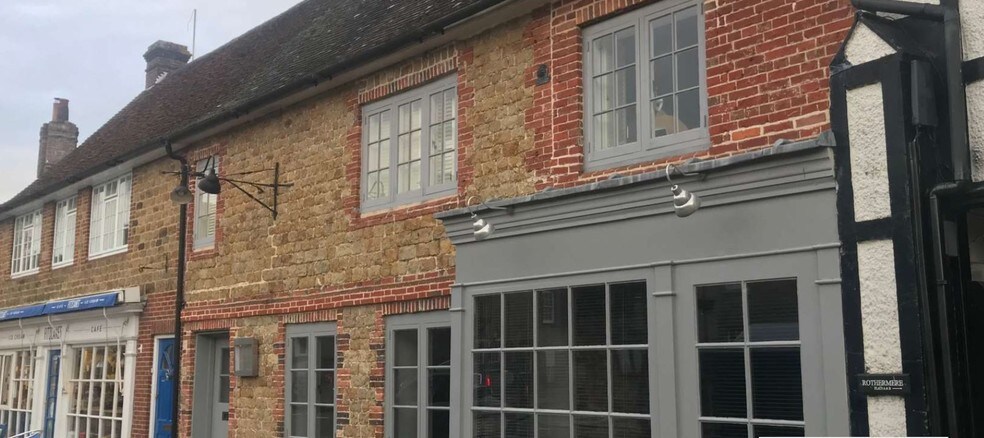 North St, Midhurst for sale - Primary Photo - Image 1 of 1