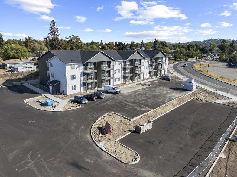 1651 E North Foothills Dr, Spokane, WA for sale - Building Photo - Image 1 of 1