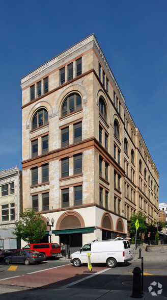 58 N Pearl St, Albany, NY for lease - Building Photo - Image 1 of 23