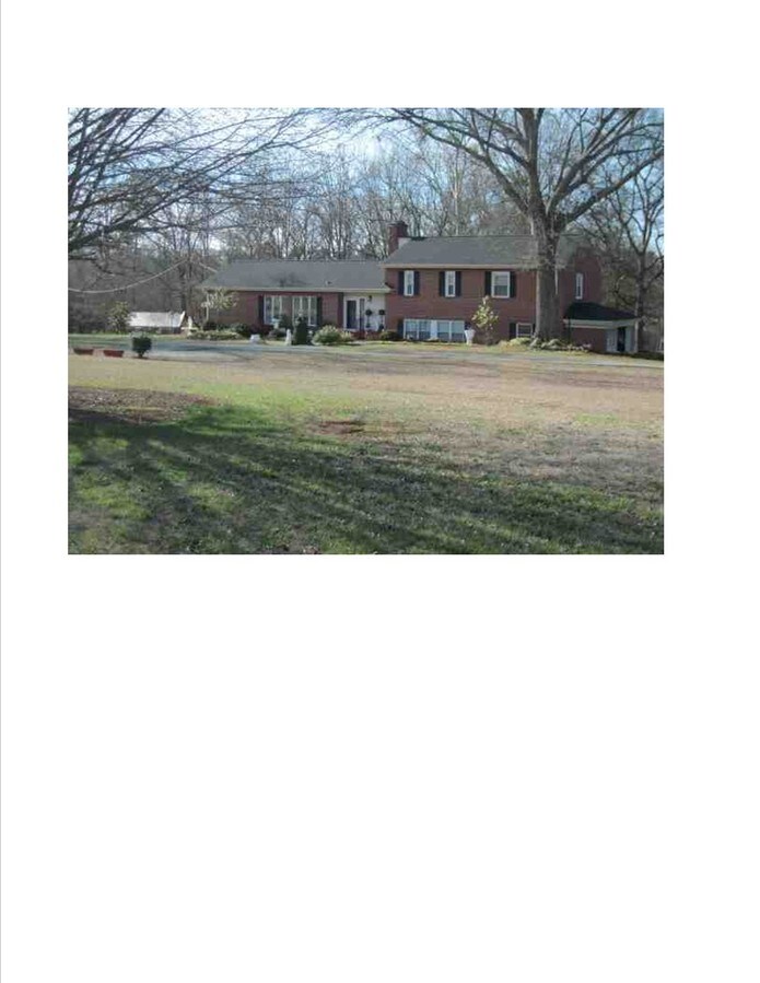 229 Brown Rd, Anderson, SC 29621