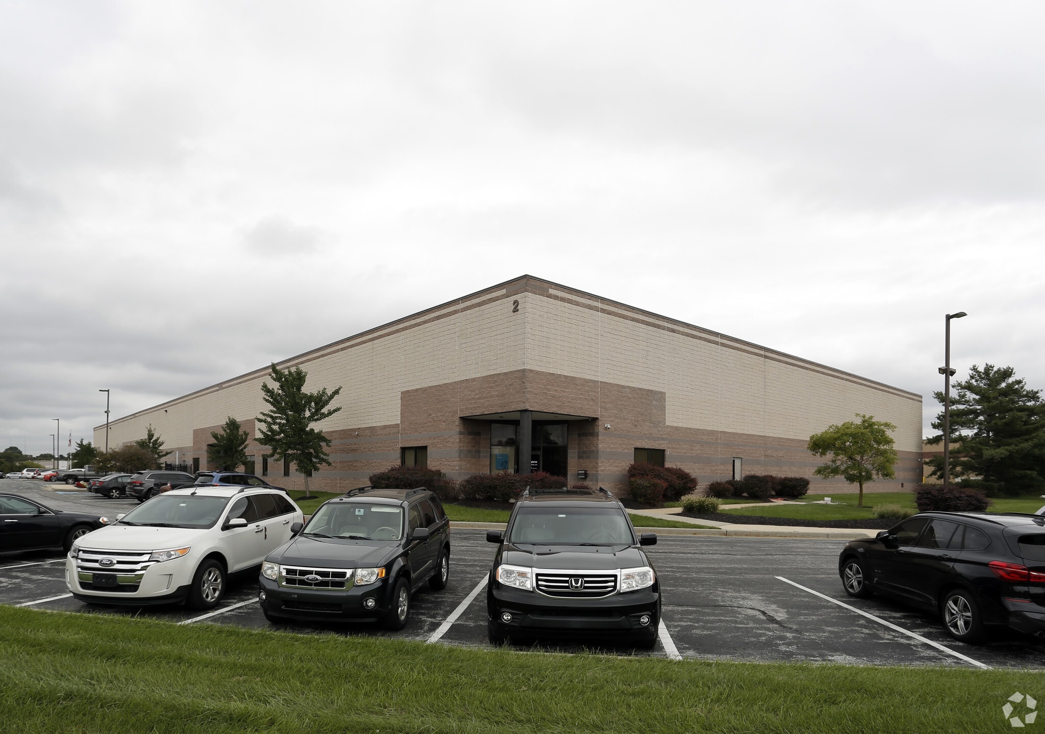 2 Boulden Cir, New Castle, DE for lease Primary Photo- Image 1 of 4