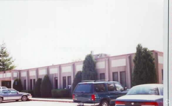 214 Washington St, Ingleside, IL for sale - Building Photo - Image 2 of 15