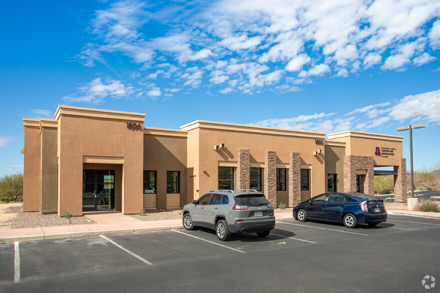 1800-1806 E Innovation Park Dr, Oro Valley, AZ for sale - Building Photo - Image 2 of 3