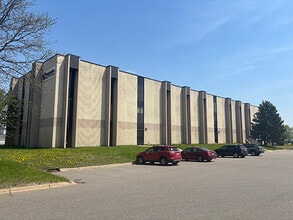 3140 Neil Armstrong Blvd, Eagan, MN for lease Building Photo- Image 1 of 1