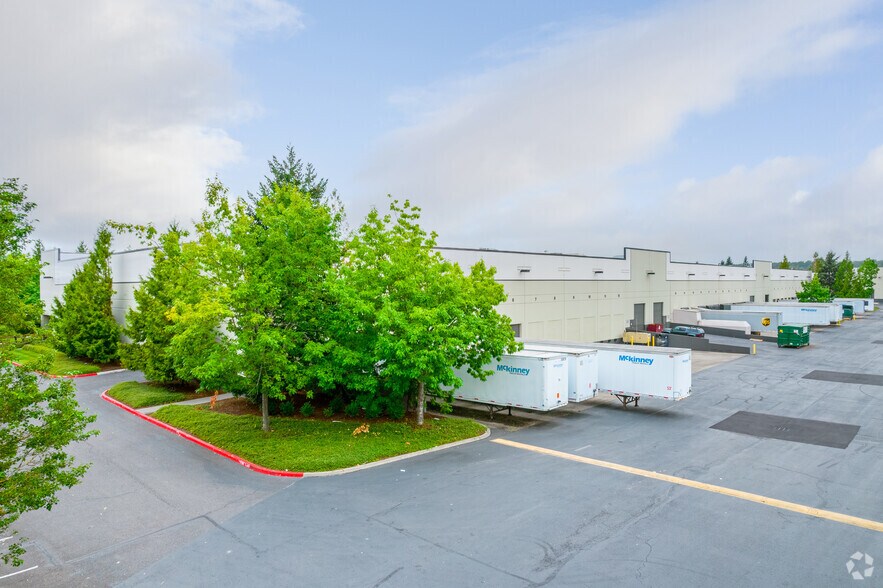 4122-4286 NE 185th Ave, Portland, OR for lease - Building Photo - Image 2 of 4