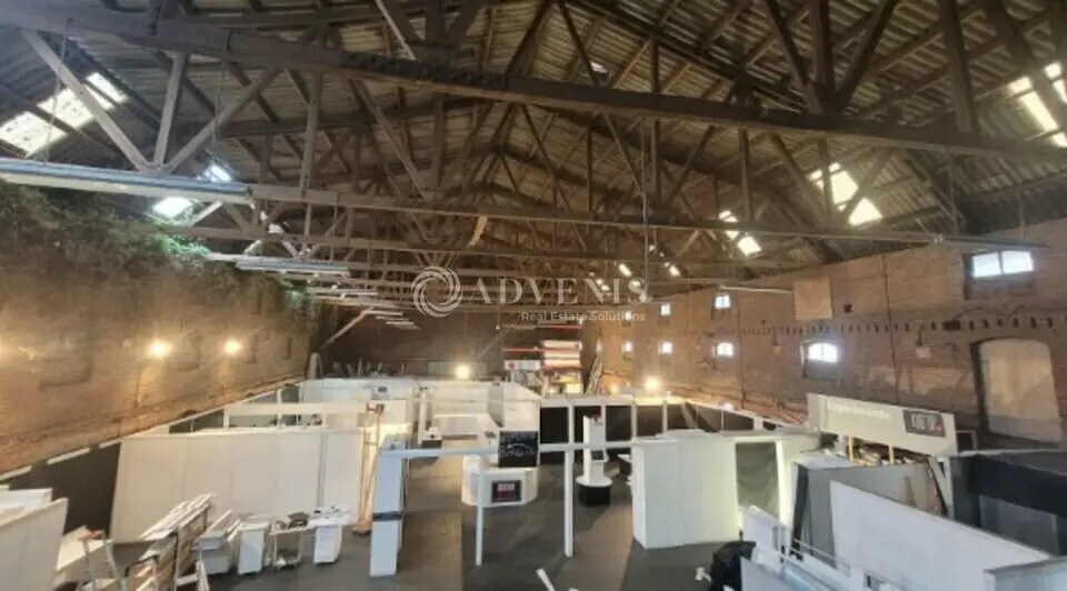 Industrial in VILLENEUVE-D'ASCQ for lease - Interior Photo - Image 2 of 5