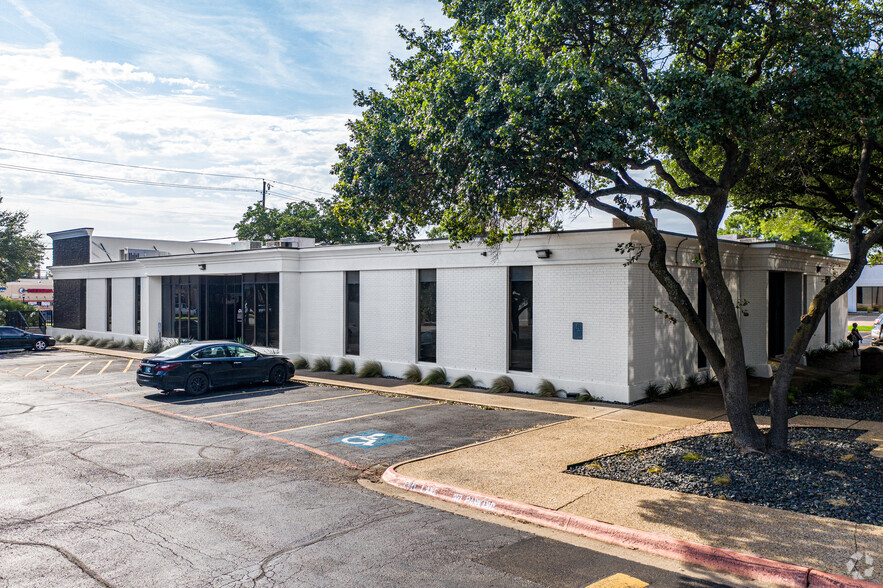 13614 Midway Rd, Farmers Branch, TX for sale - Primary Photo - Image 1 of 3