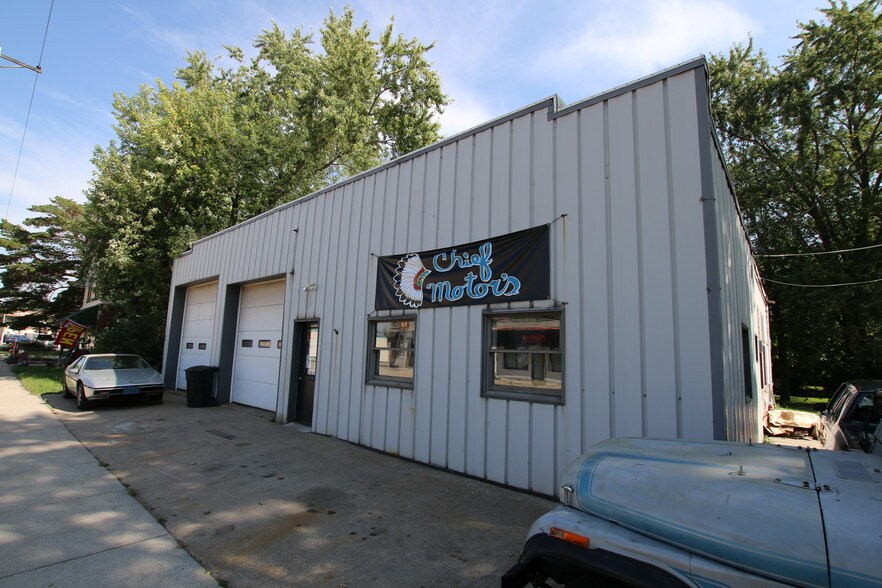 1120 N Mason St, Appleton, WI for sale - Building Photo - Image 1 of 1