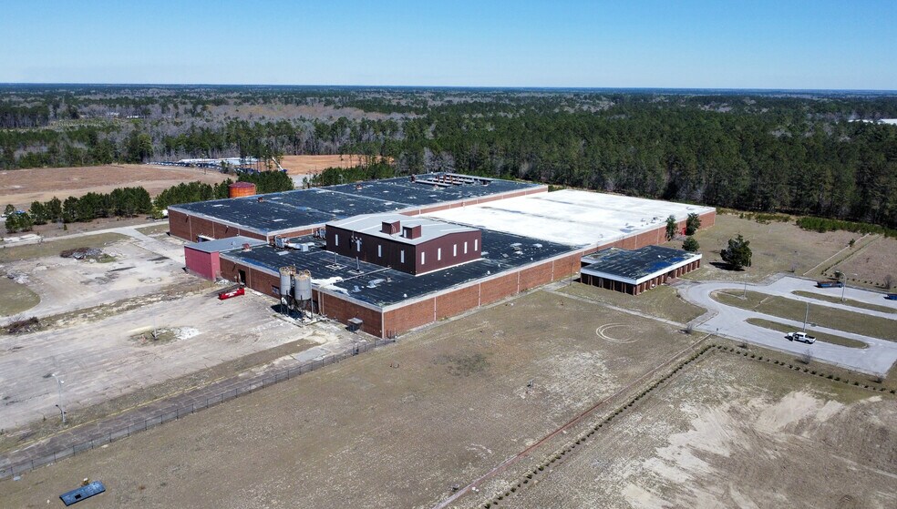 1497 Industrial Rd, Walterboro, SC for sale - Building Photo - Image 3 of 14