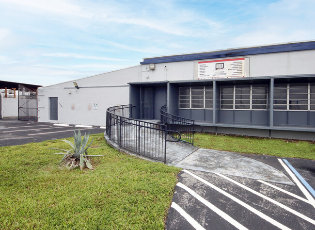 More details for 6721 NW 36th Ave, Miami, FL - Industrial for Lease