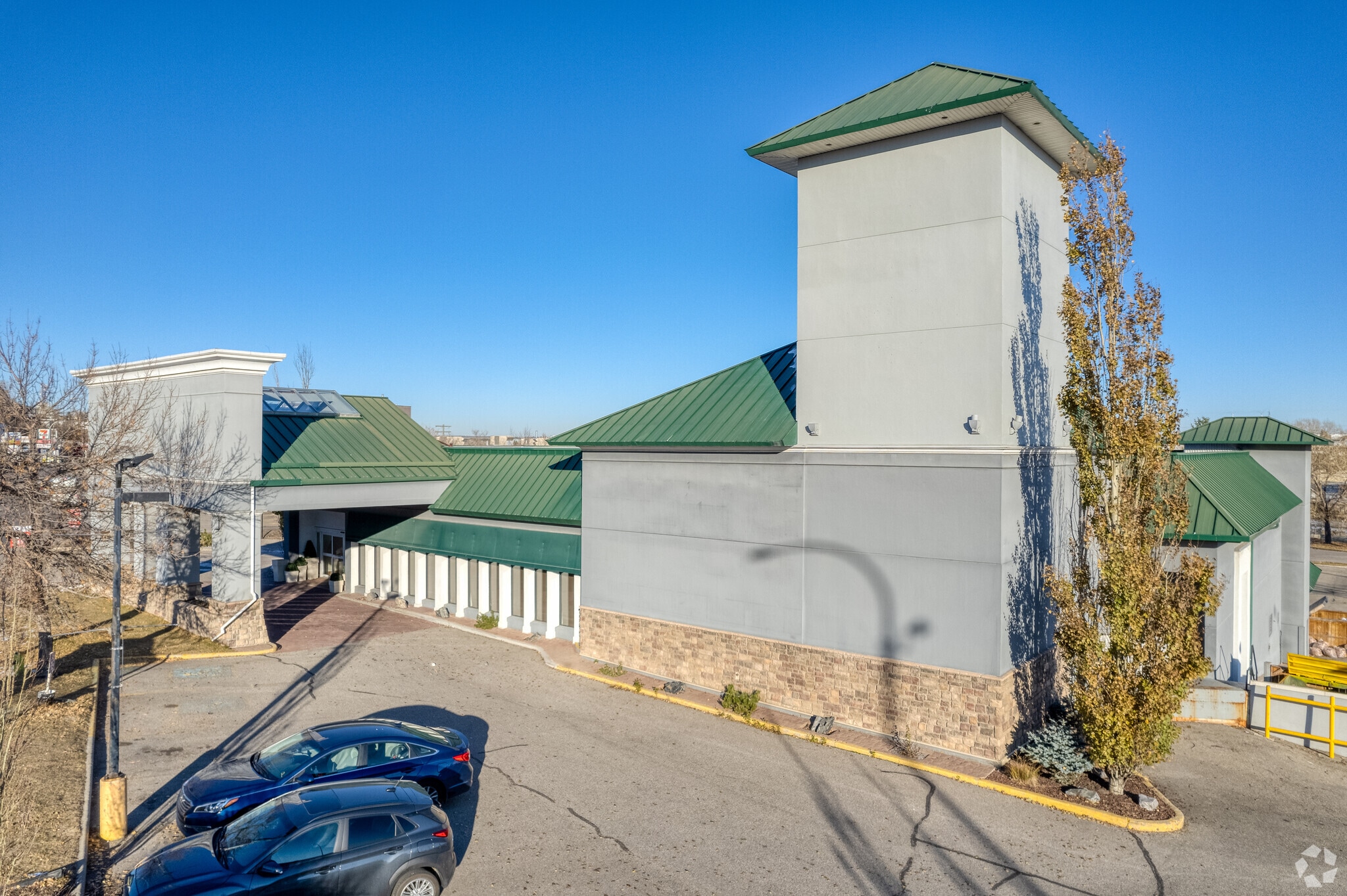 4206 Macleod Trl SW, Calgary, AB for lease Building Photo- Image 1 of 7