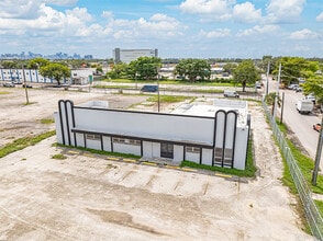 2901 NW 39th St, Miami, FL for lease Interior Photo- Image 2 of 10