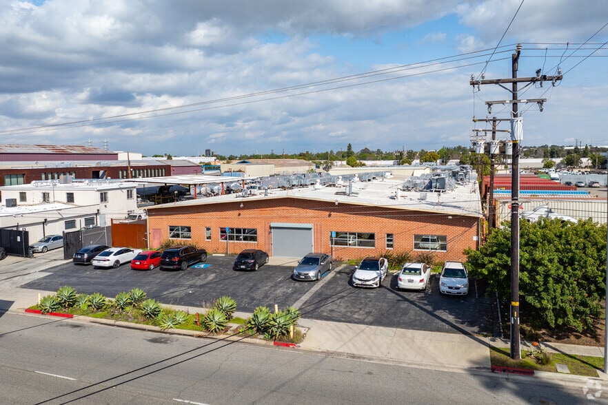 18020 S Broadway, Gardena, CA for sale - Building Photo - Image 2 of 14