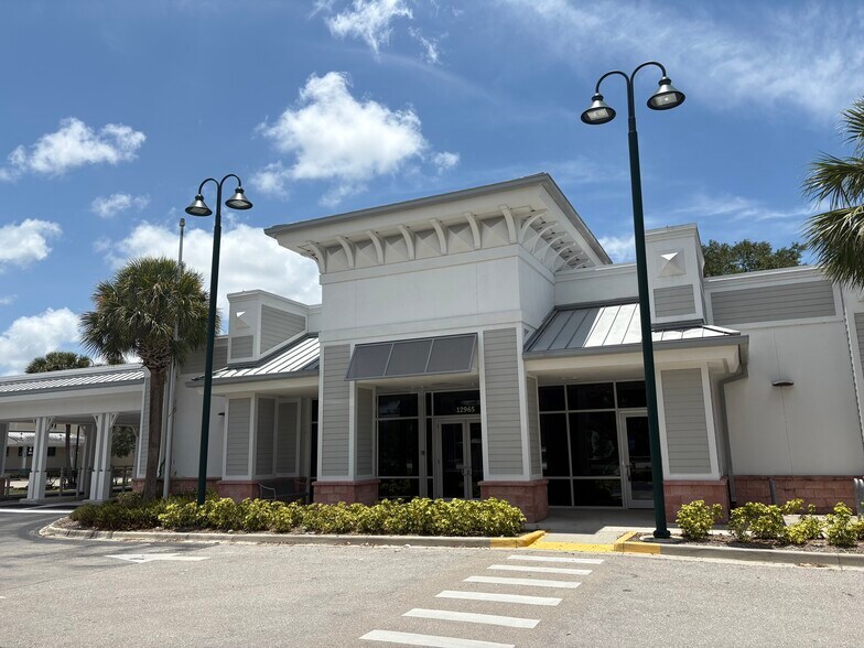 12965 Collier Blvd, Naples, FL for lease - Building Photo - Image 2 of 5