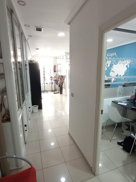 Retail in Cáceres for sale - Building Photo - Image 3 of 20