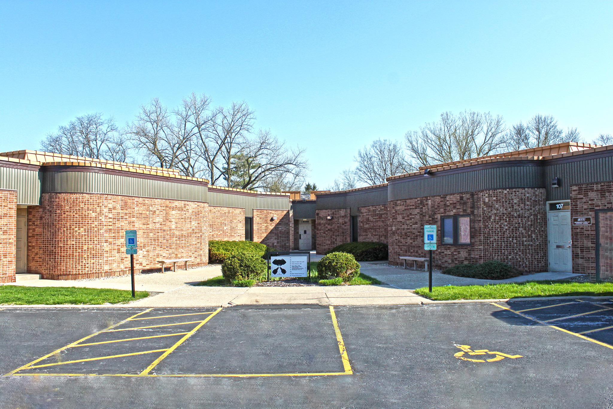 5016 N University St, Peoria, IL for sale Building Photo- Image 1 of 1