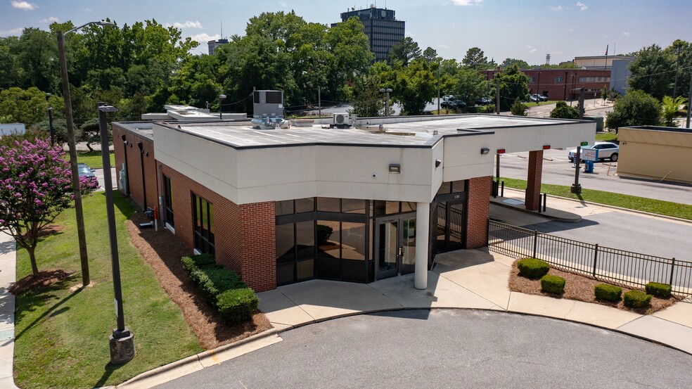 130 Grove St, Fayetteville, NC for sale - Building Photo - Image 2 of 24