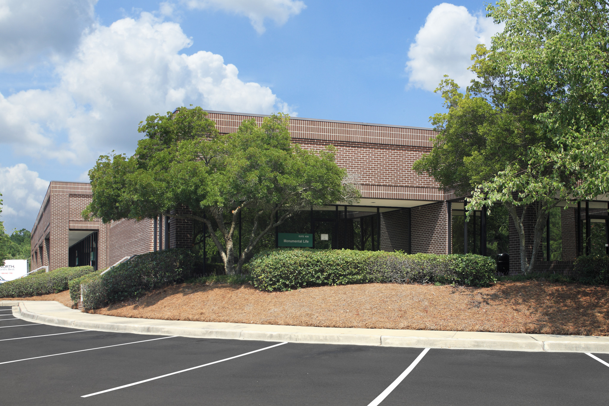 104 Corporate Blvd, West Columbia, SC for lease Building Photo- Image 1 of 5