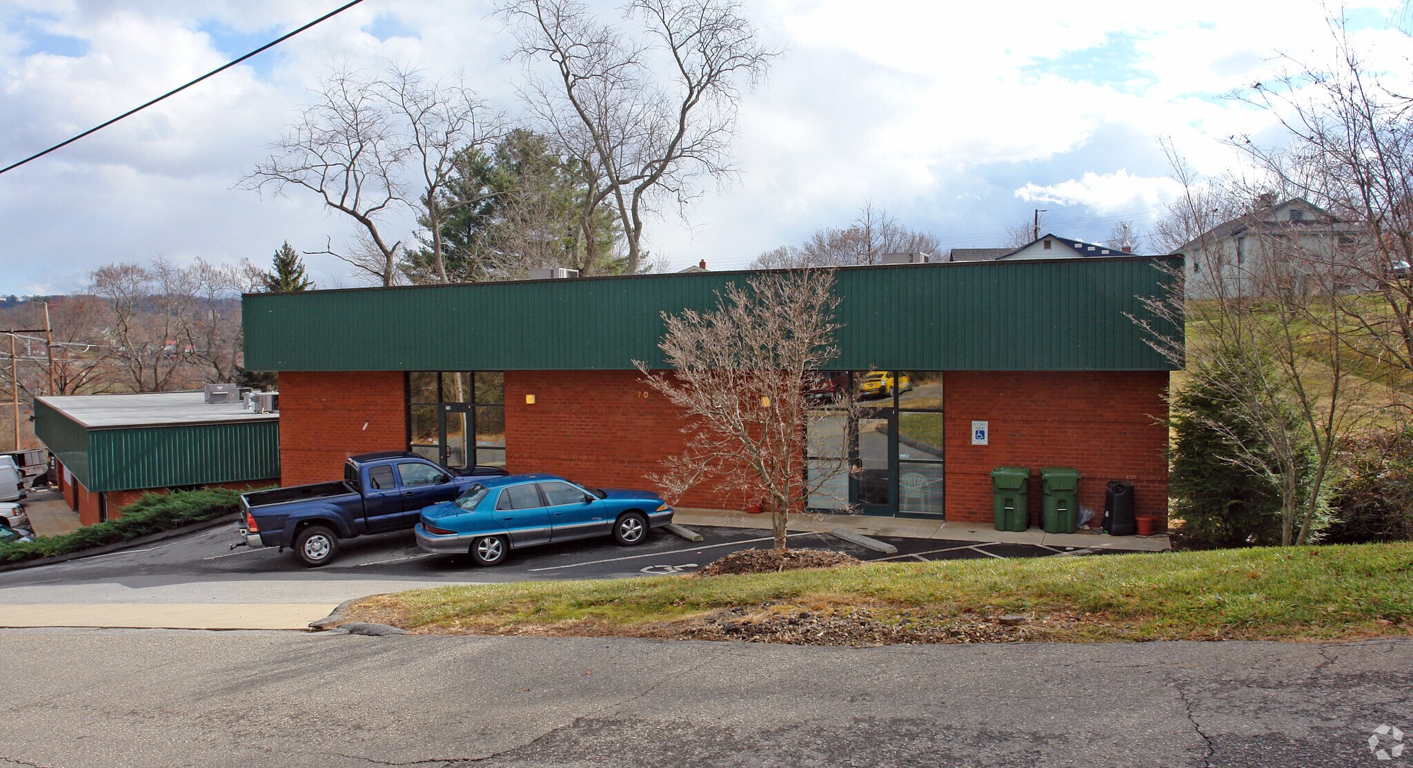 70 Hazel Mill Rd, Asheville, NC for lease Primary Photo- Image 1 of 4