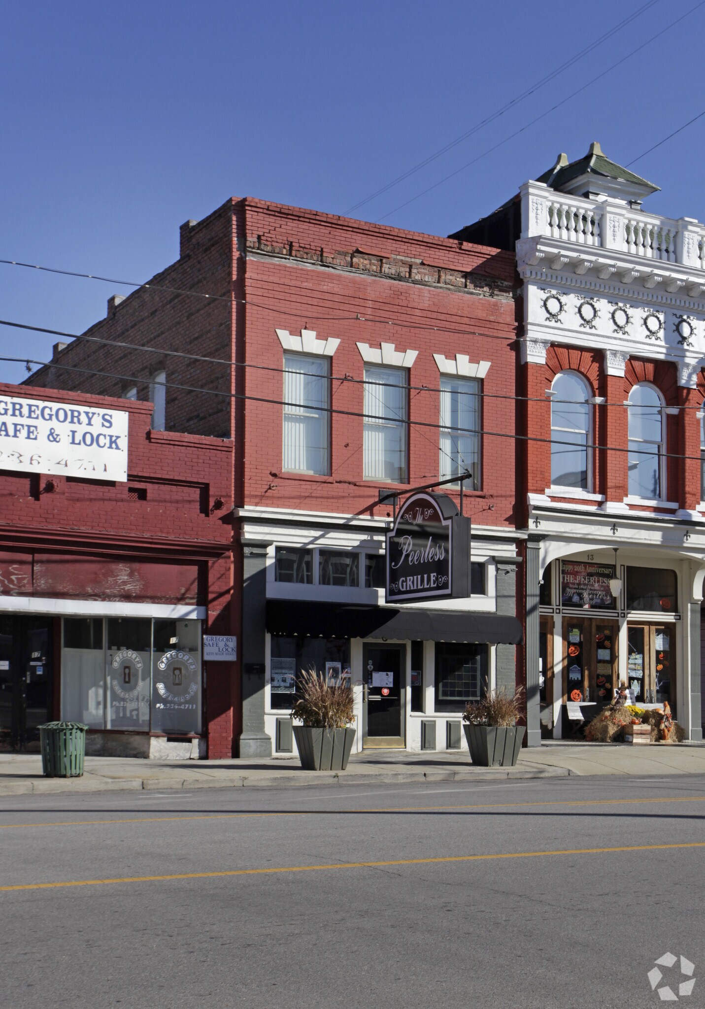 15 W 10th St, Anniston, AL for sale Primary Photo- Image 1 of 1