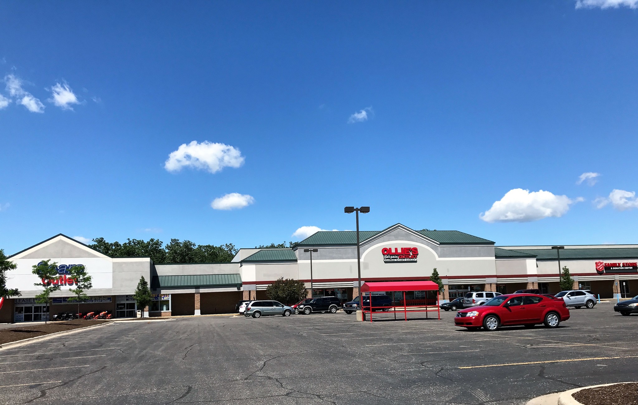 9830-9860 Telegraph Rd, Taylor, MI for lease Primary Photo- Image 1 of 10