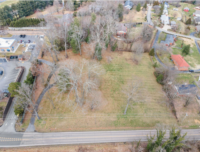 125 Erwin Hwy, Greeneville, TN for sale - Aerial - Image 1 of 1