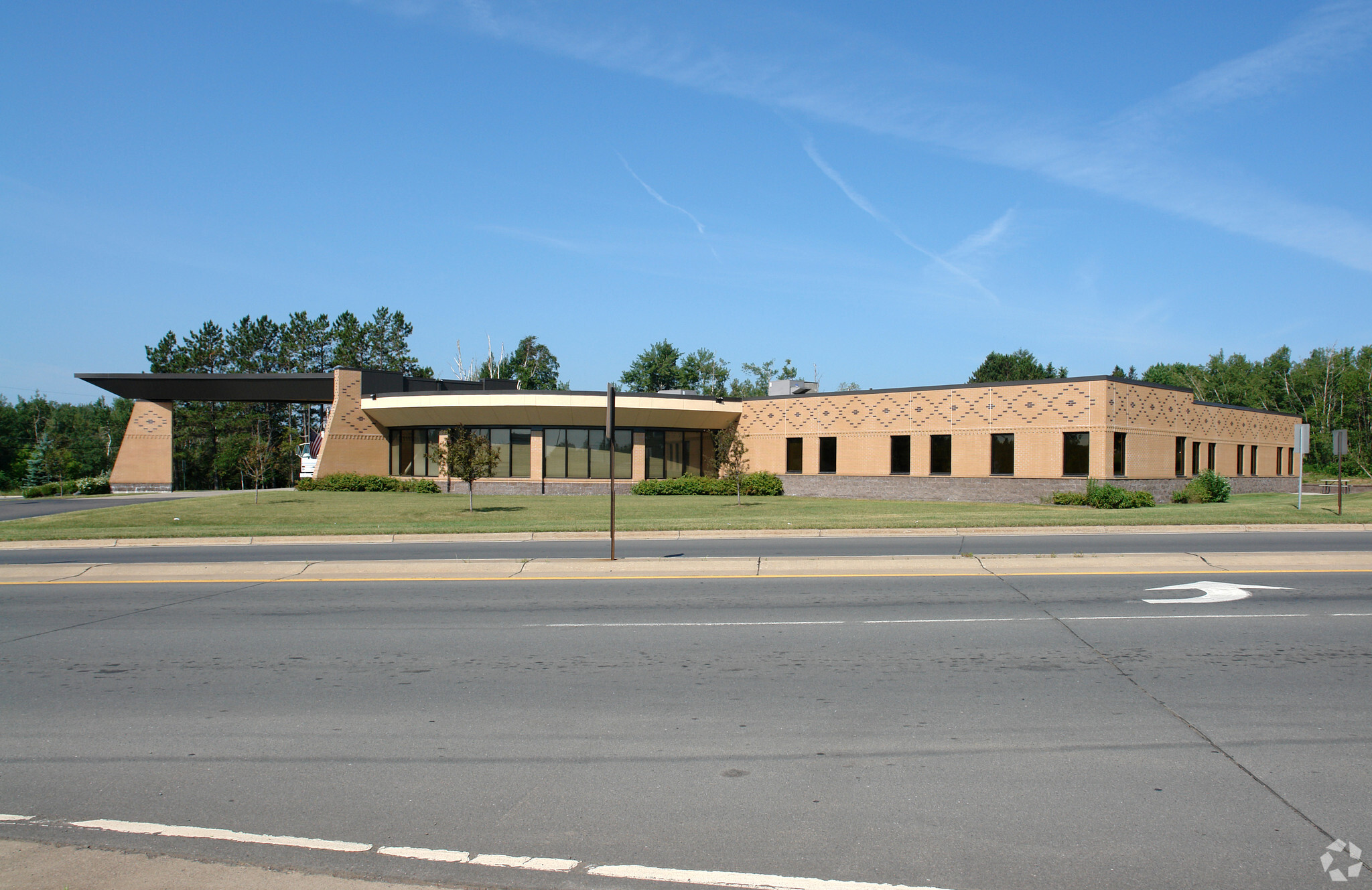 211 Boundary Ave, Proctor, MN for sale Primary Photo- Image 1 of 1