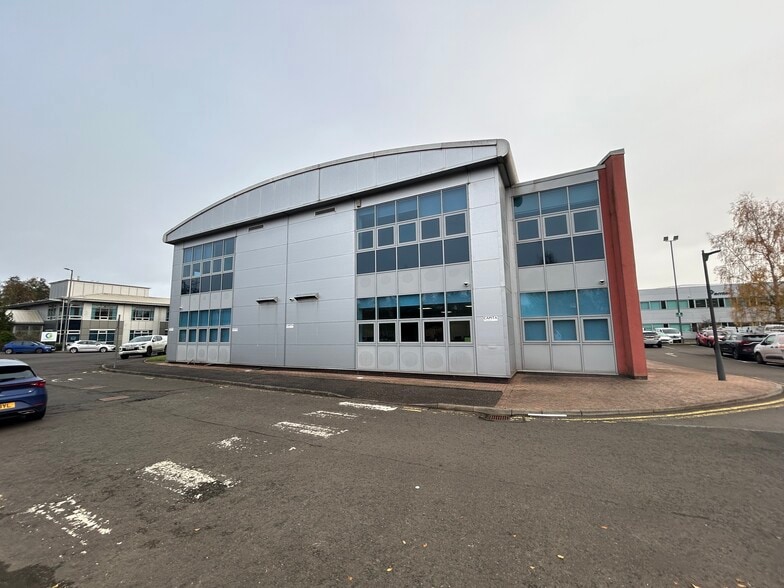 Ellismuir Way, Uddingston for lease - Building Photo - Image 2 of 7