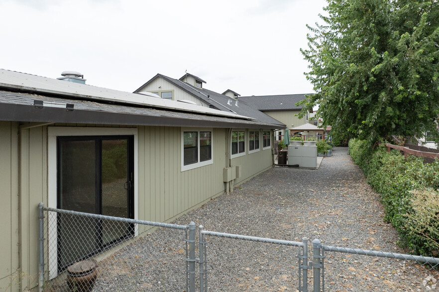 431 Payran St, Petaluma, CA for lease - Building Photo - Image 3 of 16