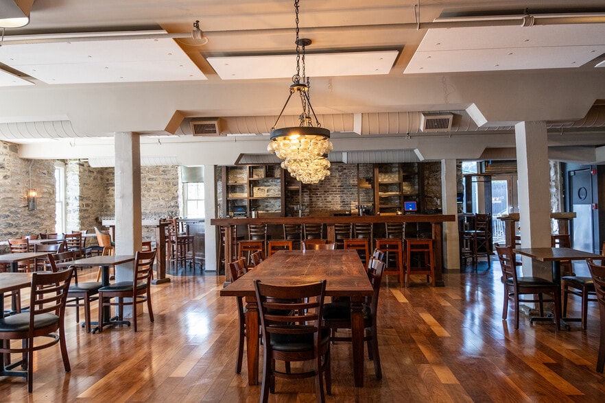 434 Houston St, Nashville, TN for lease - Interior Photo - Image 2 of 20