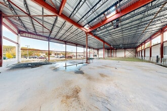 1870 E Jericho Tpke, Huntington, NY for lease Matterport 3D Scan- Image 1 of 8