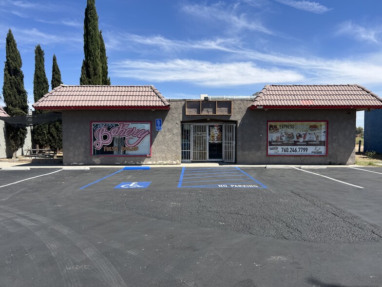 12016-12020 Air Expressway Blvd, Adelanto, CA for sale - Building Photo - Image 2 of 30