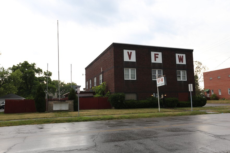 206 E Ohio Ave, Sebring, OH for sale - Building Photo - Image 1 of 1